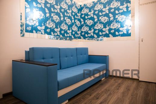 Surrenders a modern, beautiful, comfortable room with a sepa