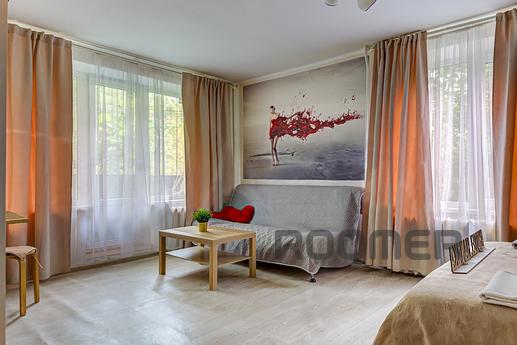 Cozy apartment near the metro, Москва - квартира подобово