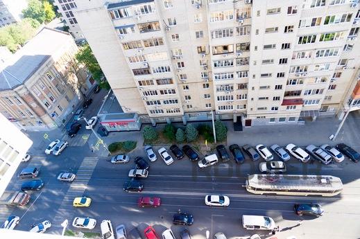 Spacious 1-bedroom studio in the center, Rostov-on-Don - apartment by the day