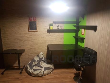 Apartment with designer renovation, Іжевськ - квартира подобово