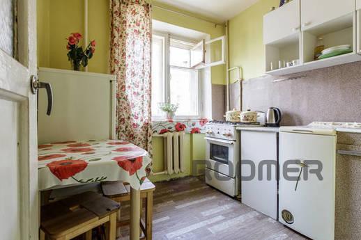 Daily st. State Farm 53k1, Moscow - apartment by the day