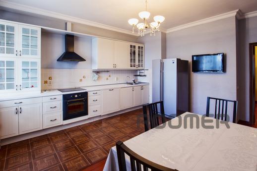 Beautiful apartment in the heart, Астана - квартира подобово