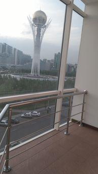 Beautiful apartment in the heart, Астана - квартира подобово
