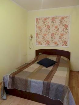 Excellent 3 bedroom apartment Oganova, Ростов-на-Дону - квартира подобово