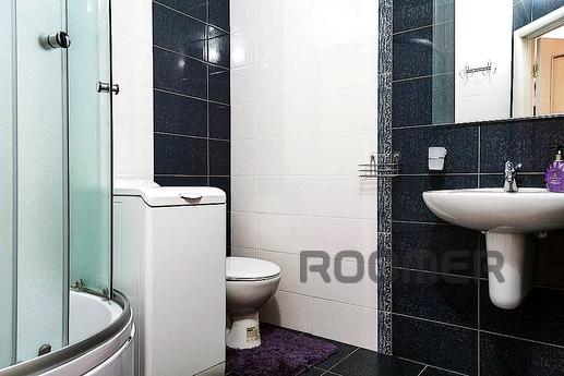 Stylish 2 bedroom apartment, Mykolaiv - apartment by the day