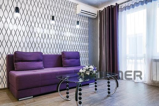 Stylish 2 bedroom apartment, Mykolaiv - apartment by the day