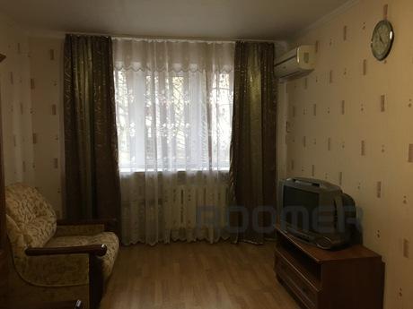 I rent my one-room apartment by the sea in 22, Parkovaya Str