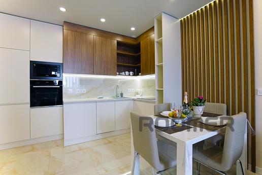 Видовая 2х комн Делюкс новострой, цирк, Киев - квартира посуточно