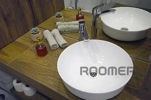 Видовая 2х комн Делюкс новострой, цирк, Киев - квартира посуточно