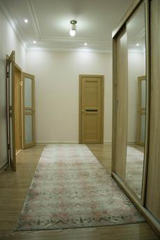 3 bedroom apartment for rent, Astana - apartment by the day