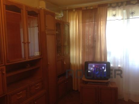 Rent one bedroom apartment, Chernomorsk (Illichivsk) - apartment by the day