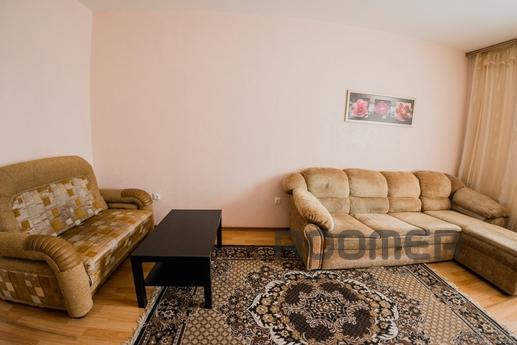 2-room apartment in Orenburg, Оренбург - квартира подобово