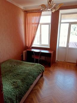 center Deribasovskaya railway station Langeron, Odessa - apartment by the day