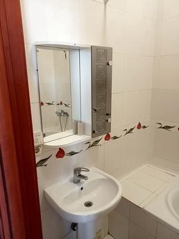 center Deribasovskaya railway station Langeron, Odessa - apartment by the day