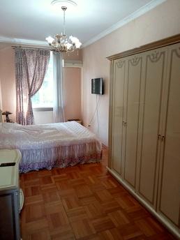 center Deribasovskaya railway station Langeron, Odessa - apartment by the day