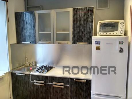 One-bedroom apartment on Gagarin, Yekaterinburg - apartment by the day