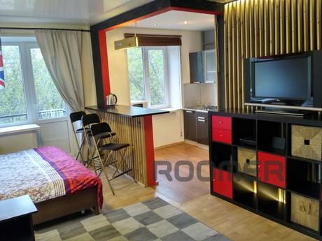 One-bedroom apartment on Gagarin, Yekaterinburg - apartment by the day