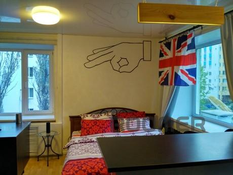 One-bedroom apartment on Gagarin, Yekaterinburg - apartment by the day