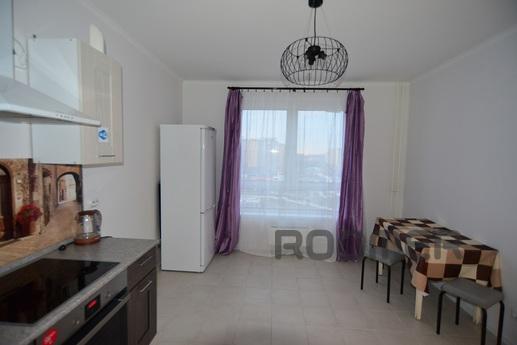 Huge 2-bedroom apartment, Mytishchi - apartment by the day