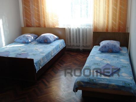 Cozy rooms by the sea, inexpensive, Berdiansk - apartment by the day
