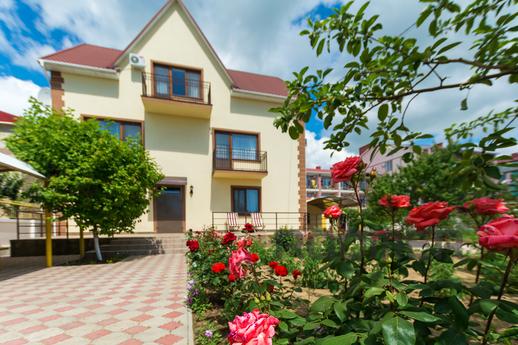 The country house is located in Zatoka (in the district of C