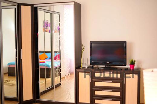 Two-Room Apartment, Yekaterinburg - apartment by the day