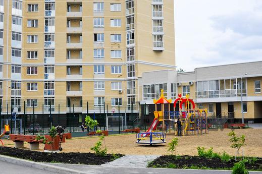 Two-Room Apartment, Yekaterinburg - apartment by the day