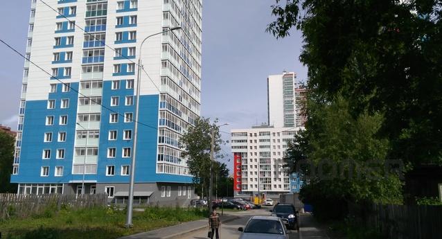 studio apartment near the merry-go-round, Perm - apartment by the day