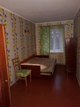 3 bedroom apartment for rent, Berdiansk - apartment by the day