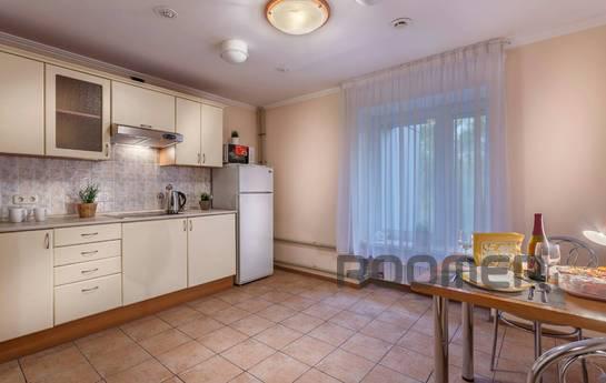 Елена Александровна Тарасова, Москва - квартира посуточно