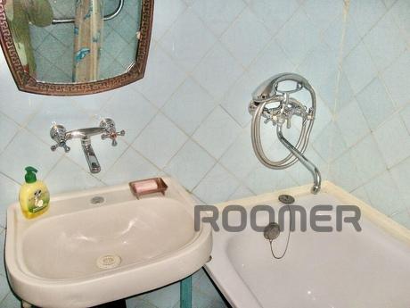 Бульв.Шевченка, 243, ЦЕНТР. Видова квартира в самому центрі 