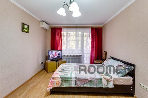 Daily Krasnoarmeyskaya 3 a, Rostov-on-Don - apartment by the day