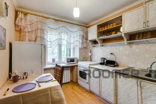 Daily Krasnoarmeyskaya 3 a, Rostov-on-Don - apartment by the day