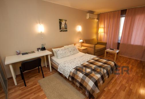 Расположение: Отличная, тихая студия в центре Москвы в 3-х м