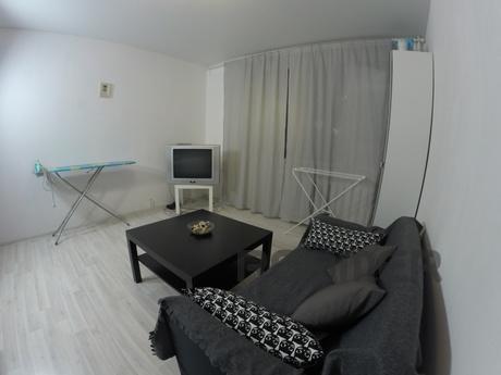 Taganka Apartment, Moscow - apartment by the day