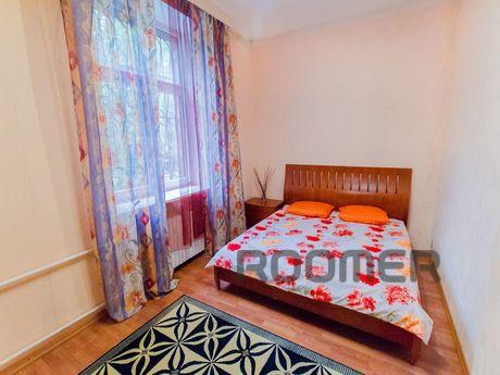 3-bedroom apartment for rent near the metro station Sokol. T