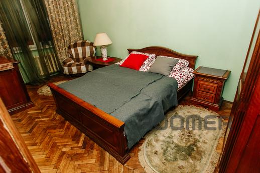 Cozy room near Sukharevskaya metro, Москва - квартира подобово