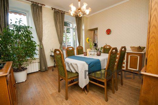 Daily Average Kislovsky Lane, d, Москва - квартира подобово