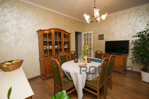 Daily Average Kislovsky Lane, d, Москва - квартира подобово