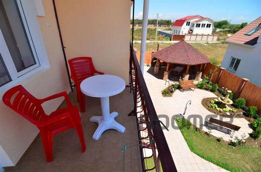 lodging near the sea, Bakhchisarai - apartment by the day