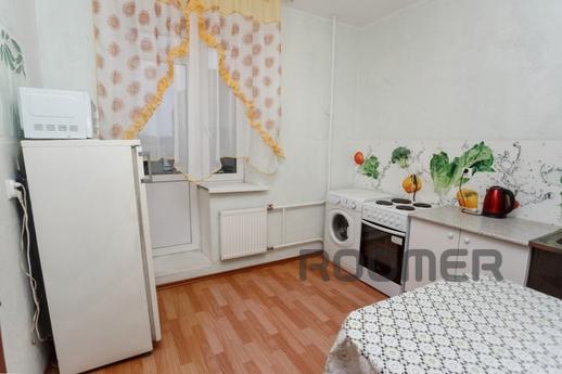 Cozy and clean apartment in the center, Оренбург - квартира подобово