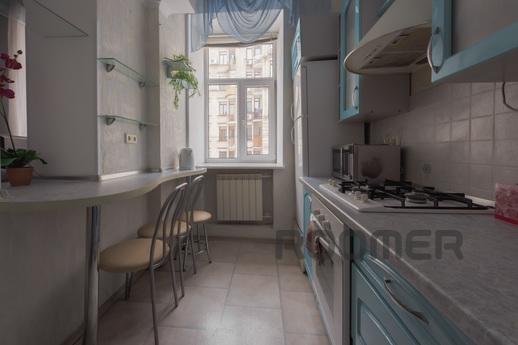 Квартира в красивом месте центр города, Киев - квартира посуточно