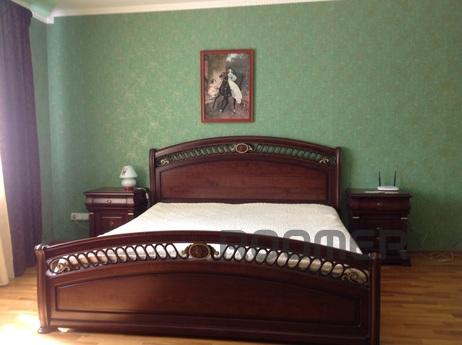 2 bedroom apartment in the center, Mirgorod - apartment by the day