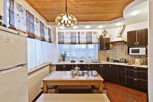 Two-storey cottage, Krasnodar - apartment by the day