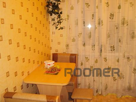 Kamensk-Uralskiy apartment for rent, Каменськ-Уральський - квартира подобово