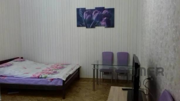 Apartment on French Boulevard, Odessa - apartment by the day