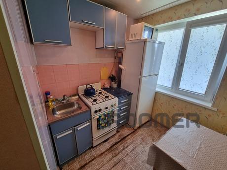 2-room apartment 3-m/r 6a, Златоуст - квартира подобово