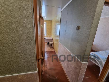 2-room apartment 3-m/r 6a, Златоуст - квартира подобово