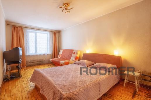 This large 1 bedroom apartment is clean, comfortable with go