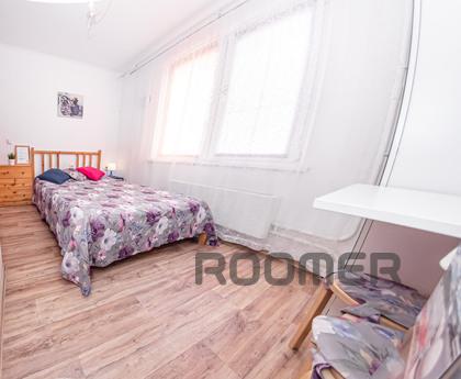 Studio 14 sq.m on the first floor. Nearby convenient transpo